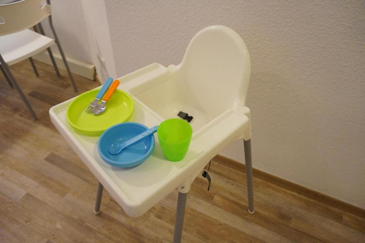 Appartement 2 Bedroom Flat For Families & Calm Guests Berlijn