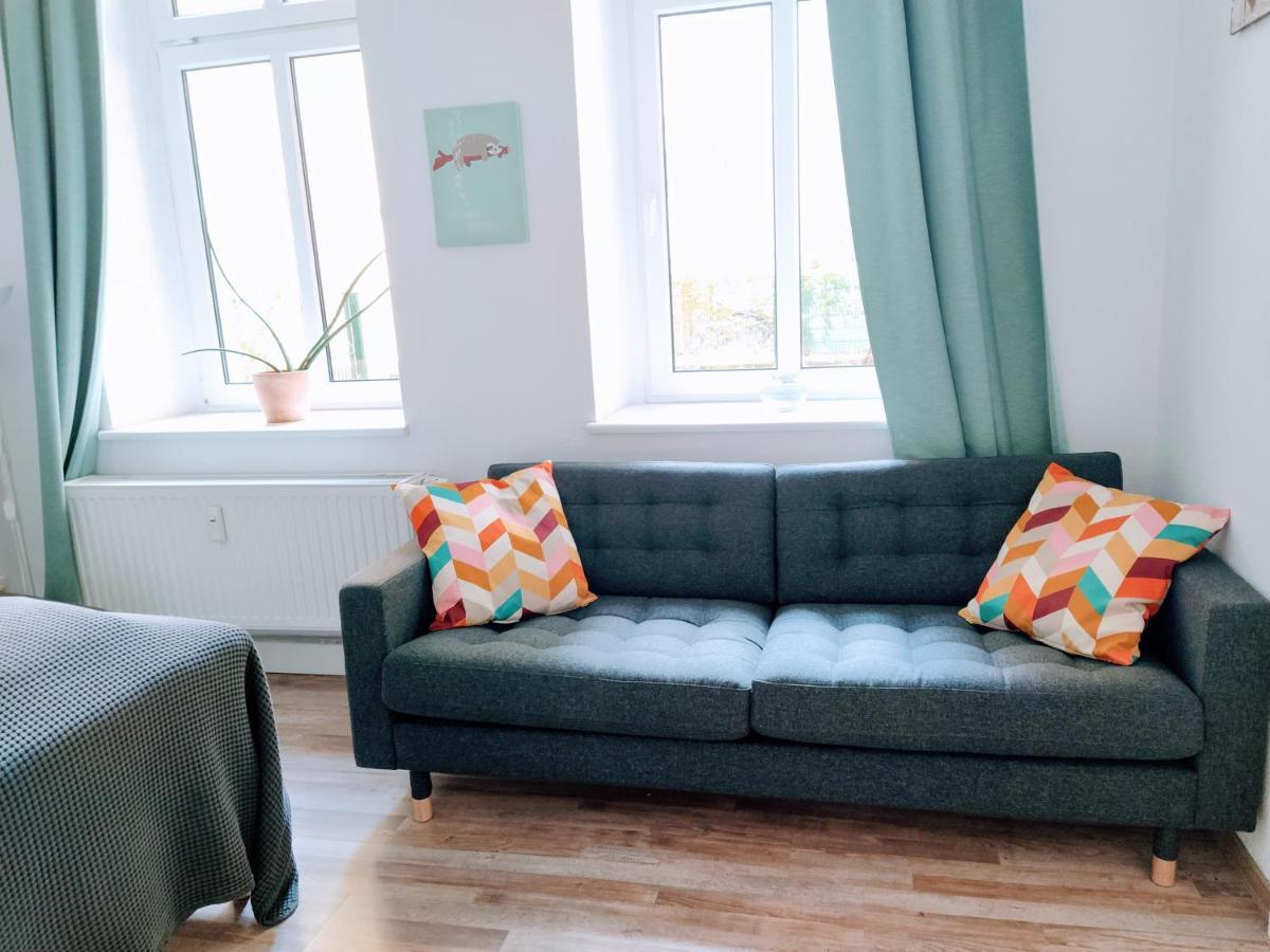 2 Bedroom Flat For Families & Calm Guests Appartement *